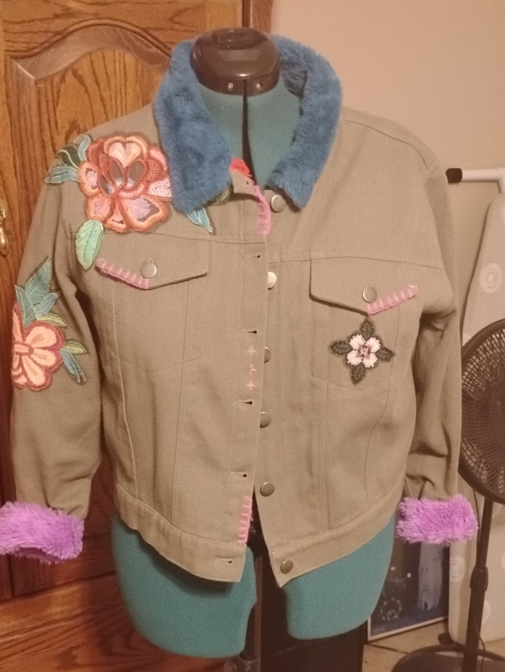 NATURAL LIFE Olive Green Jean Jacket with Blue Collar & Purple Cuffs